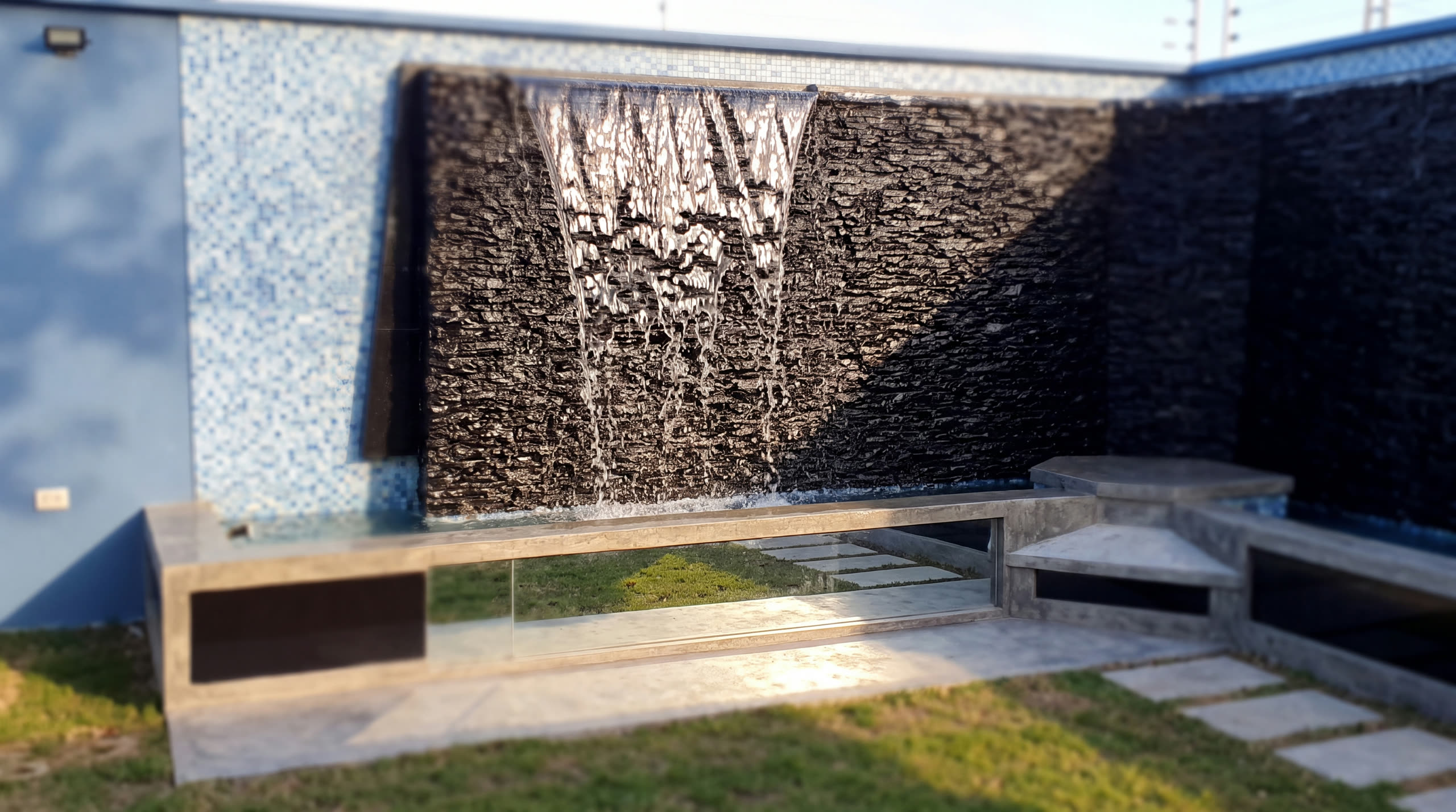 Recreación en detalle del muro de agua